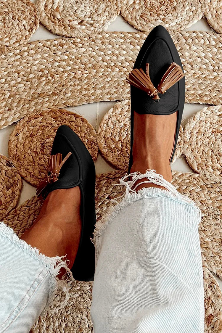 Rosalie | Pointed Mocassins à Glands