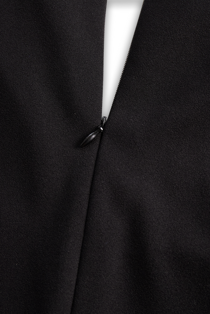 Victoria | Noir Ceinturé Fourreau Robe