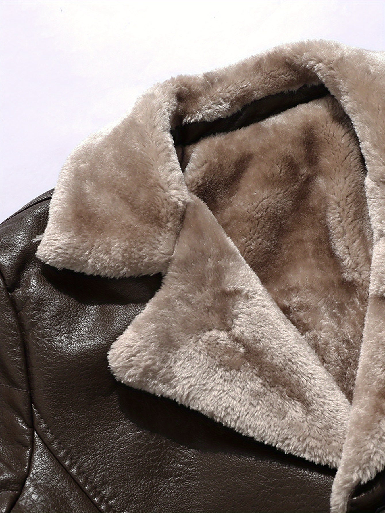 Timéo | Manteau Structuré en Cuir Doublé
