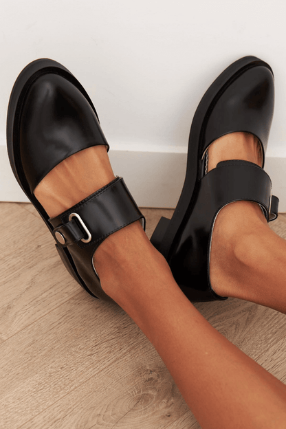 Daphne | Noir Boucle Mocassins