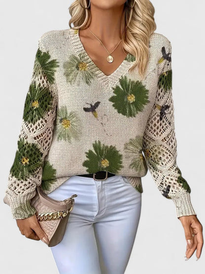 Aurélie | Élégant sweater with floral design