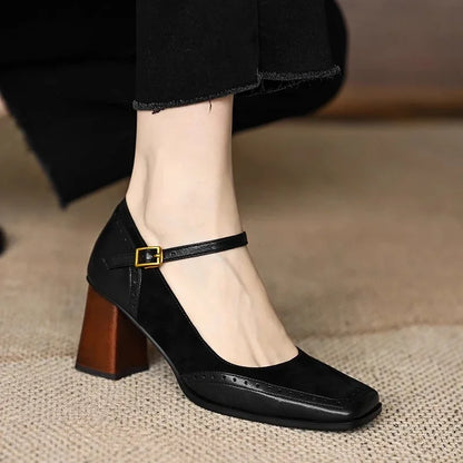 Arabella | Classique Brogue Heel Escarpins