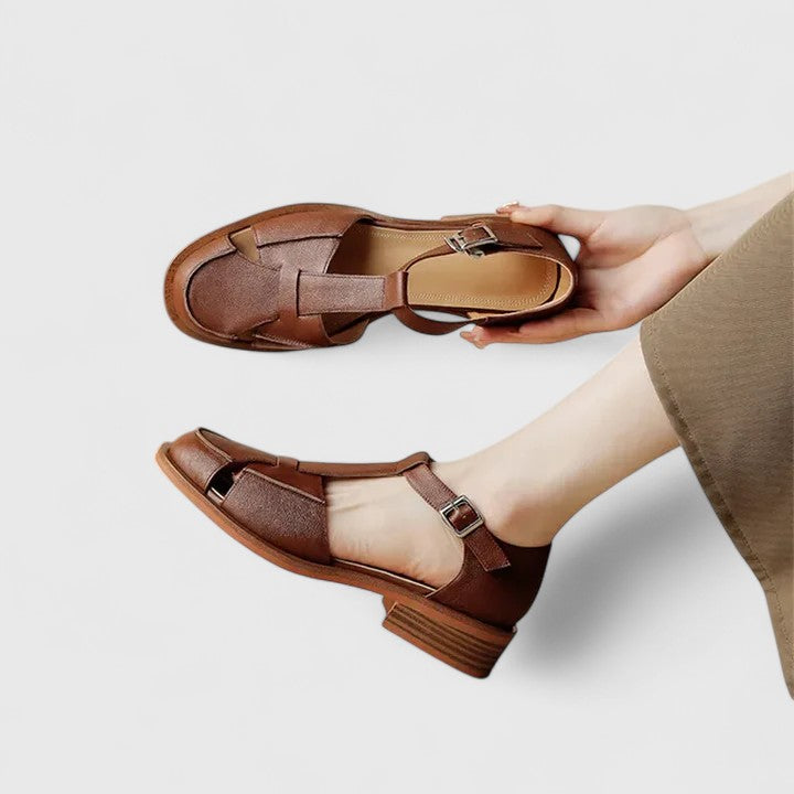 Delphine | Classique Mary Jane Sandales