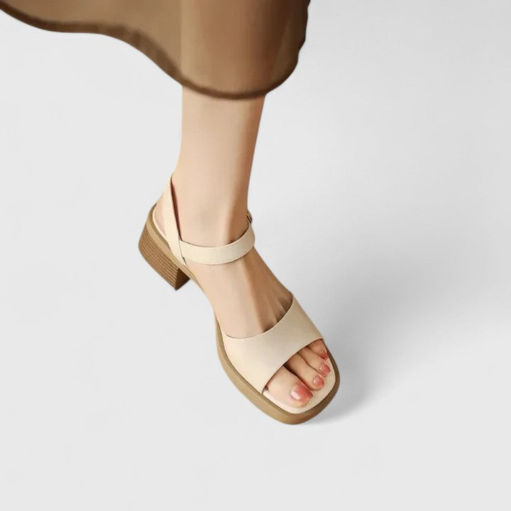 Vivienne | Bout Carré À Lanières Sandales
