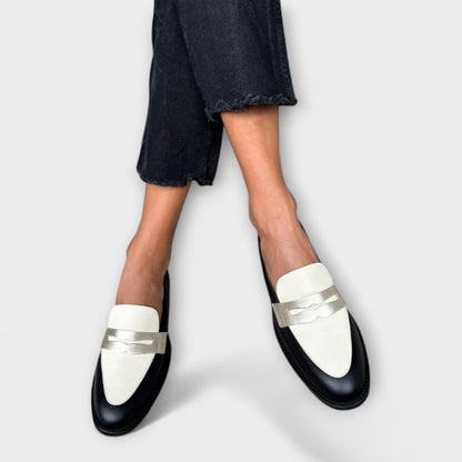 Aurelie | Noir Patent Mocassins