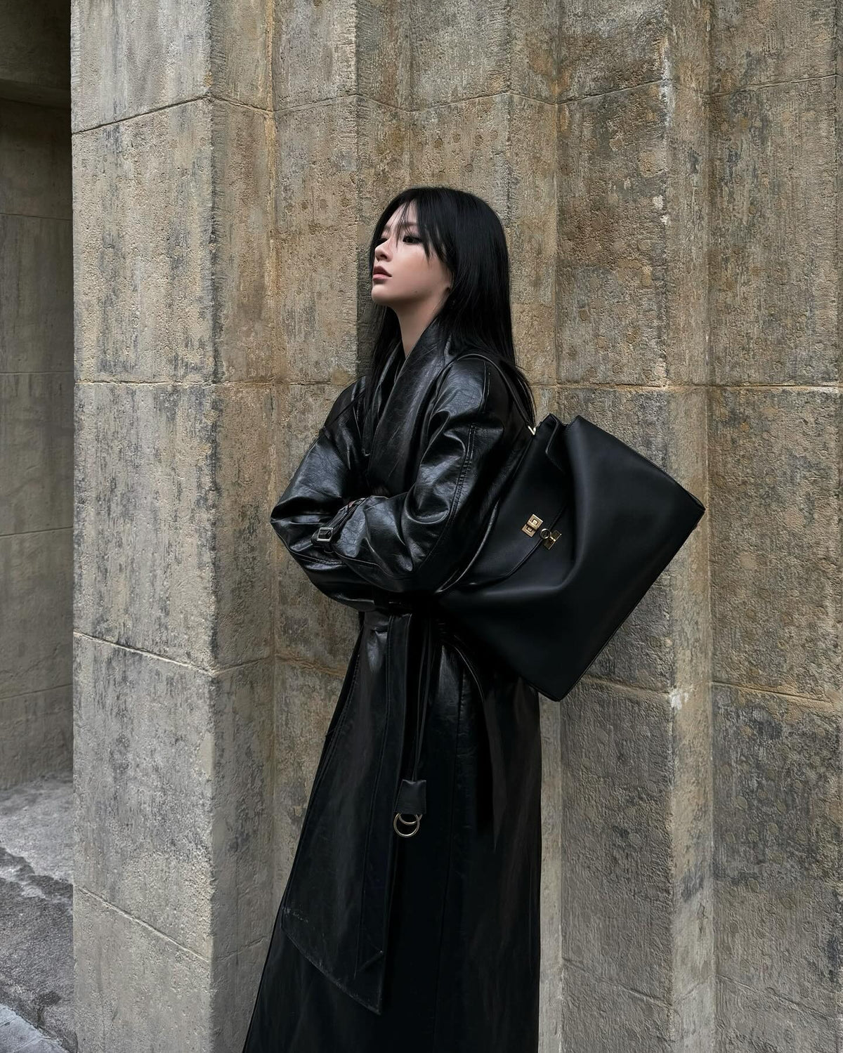 Isolde | Metallic-Accent Sac